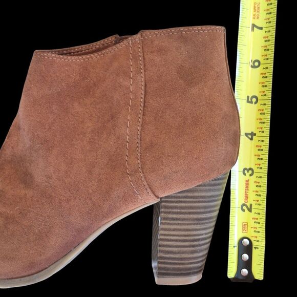 Old Navy Vegan Suede Block Heel Booties size 8 Zip Ankle Boots Brown - Picture 10 of 16